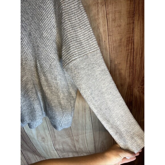 Ann Taylor Women Sweater X Large Gray V Neck Long Sleeve Pullover Knit Solid - Picture 5 of 8